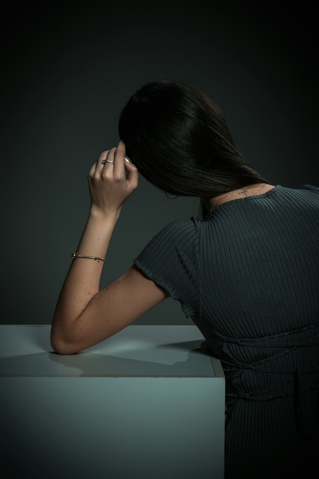 谢霆锋妹妹谢婷婷二胎产子 晒出一家四口合照